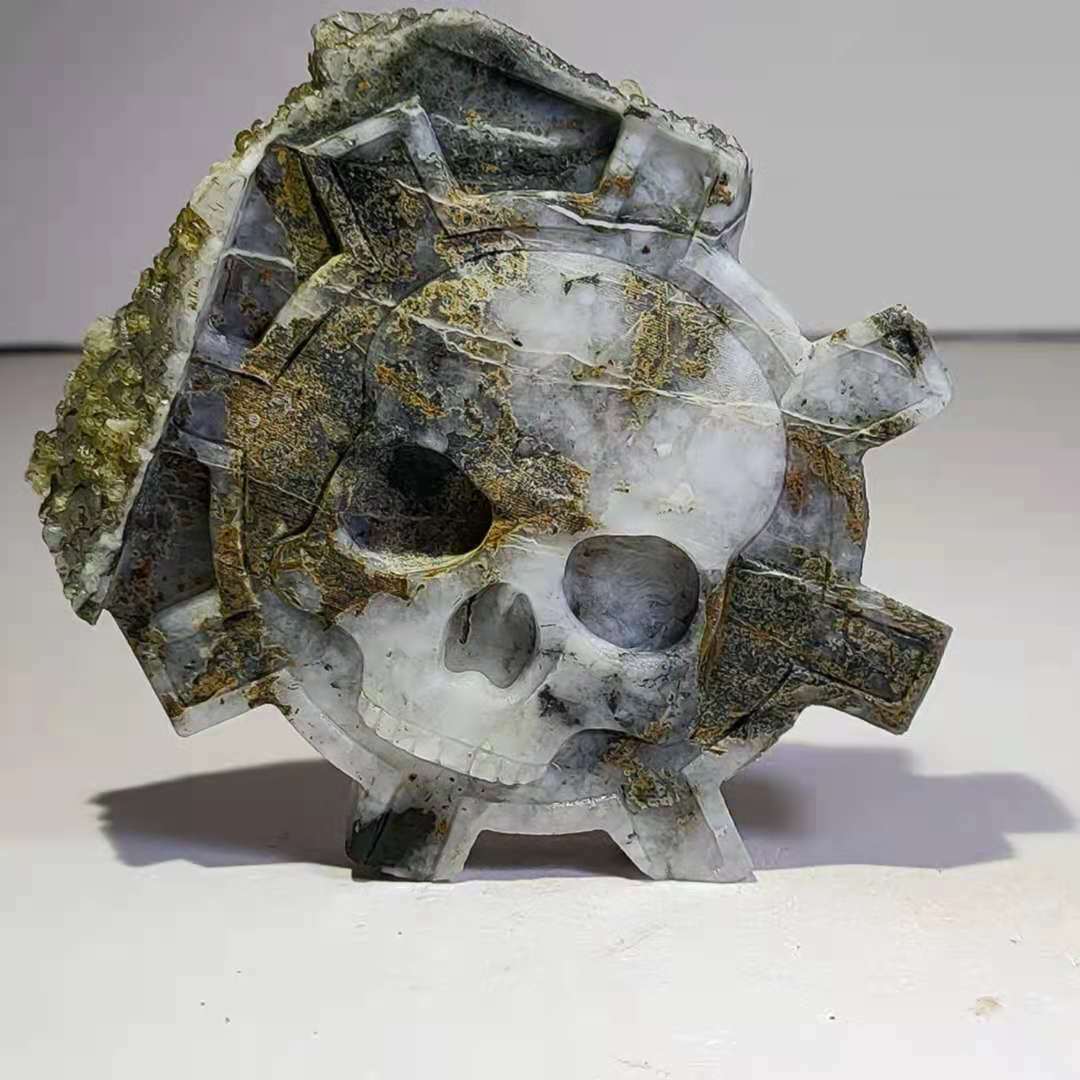 Common Stone Skull Human Skull with Quartz Crystals, 20mm Tall, 252g (Brown)