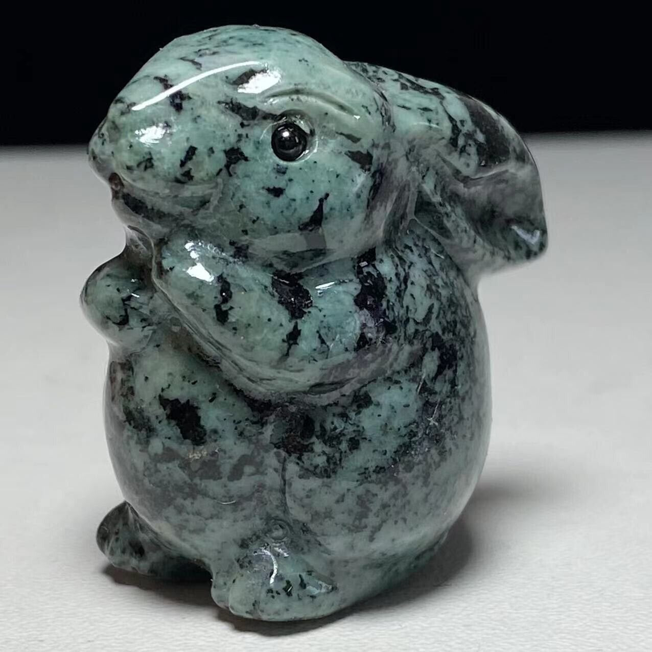 Unusual Stone Rabbit, 35mm Tall, 35g (Green, Blue, Black)