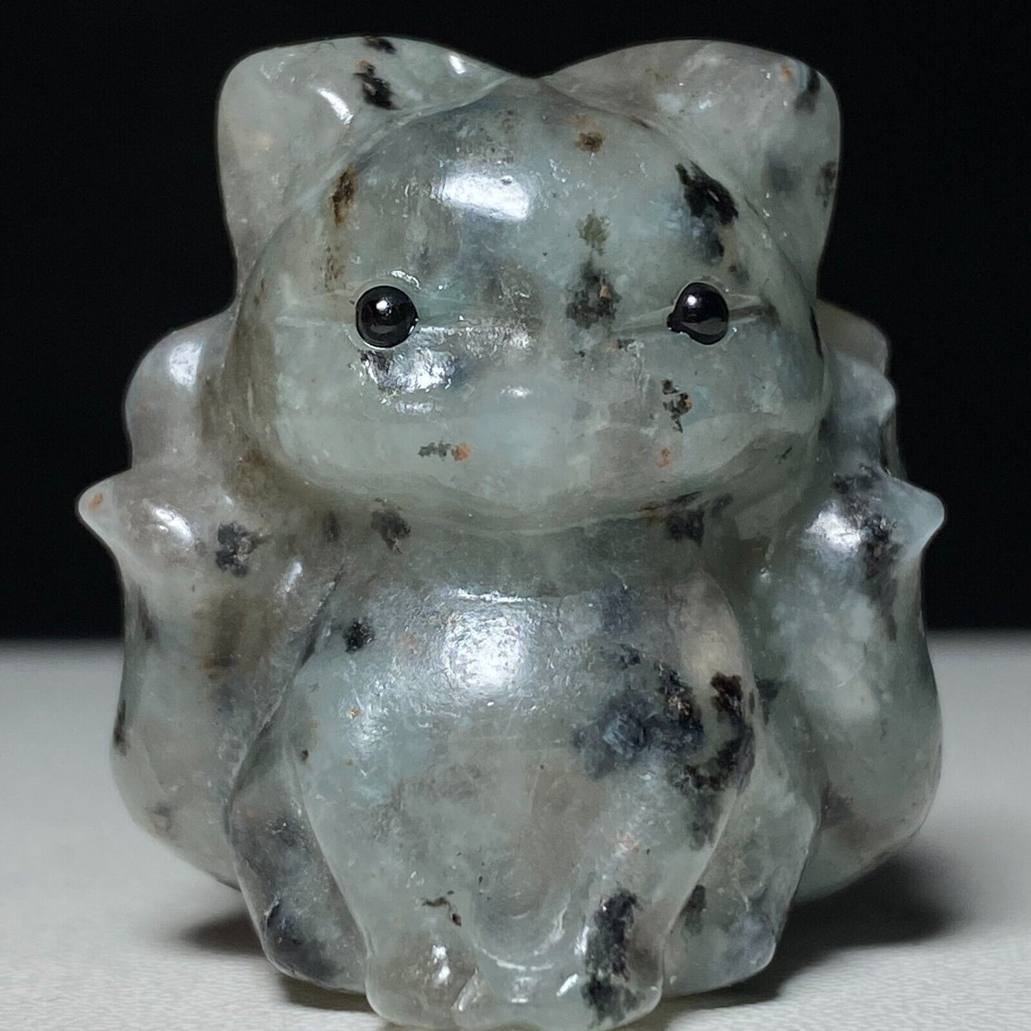 Unusual Kiwi Jasper Sit Kitsune, 32mm Tall, 36g (Blue, White, Green)