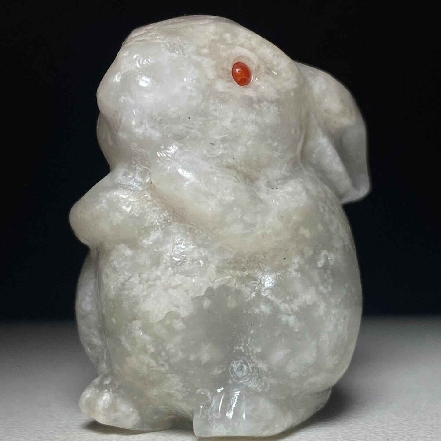 Common Stone Rabbit, 34mm Tall, 33g (White, Gray)