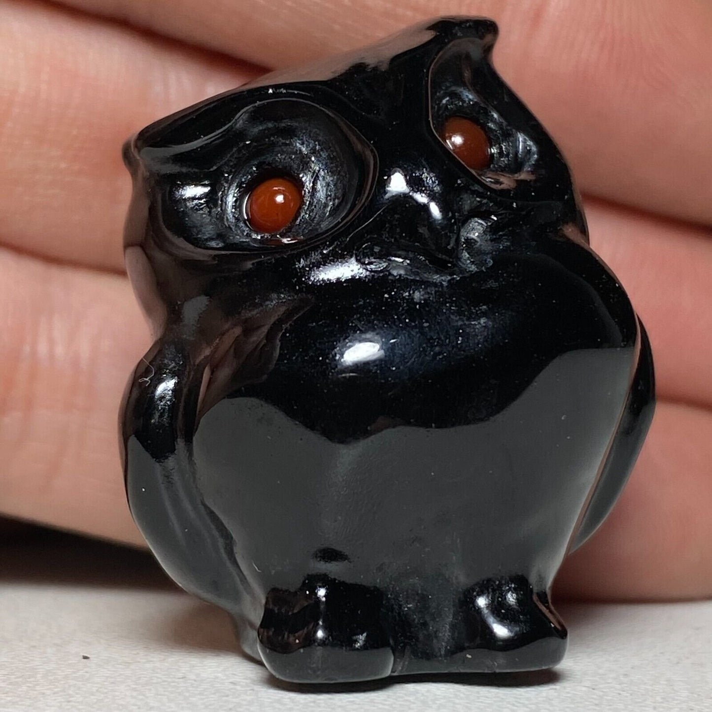 Unusual Stone Owl, 36mm Tall, 32g (Black)