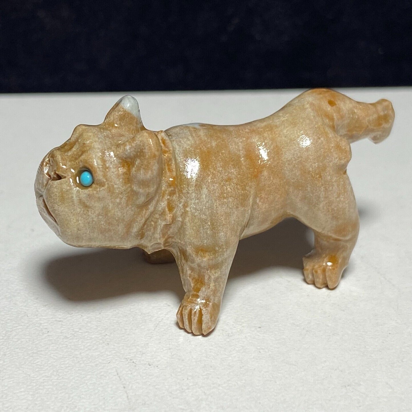 Common Jasper Dog, 27mm Tall, 16g (Cream, Yellow, Green)