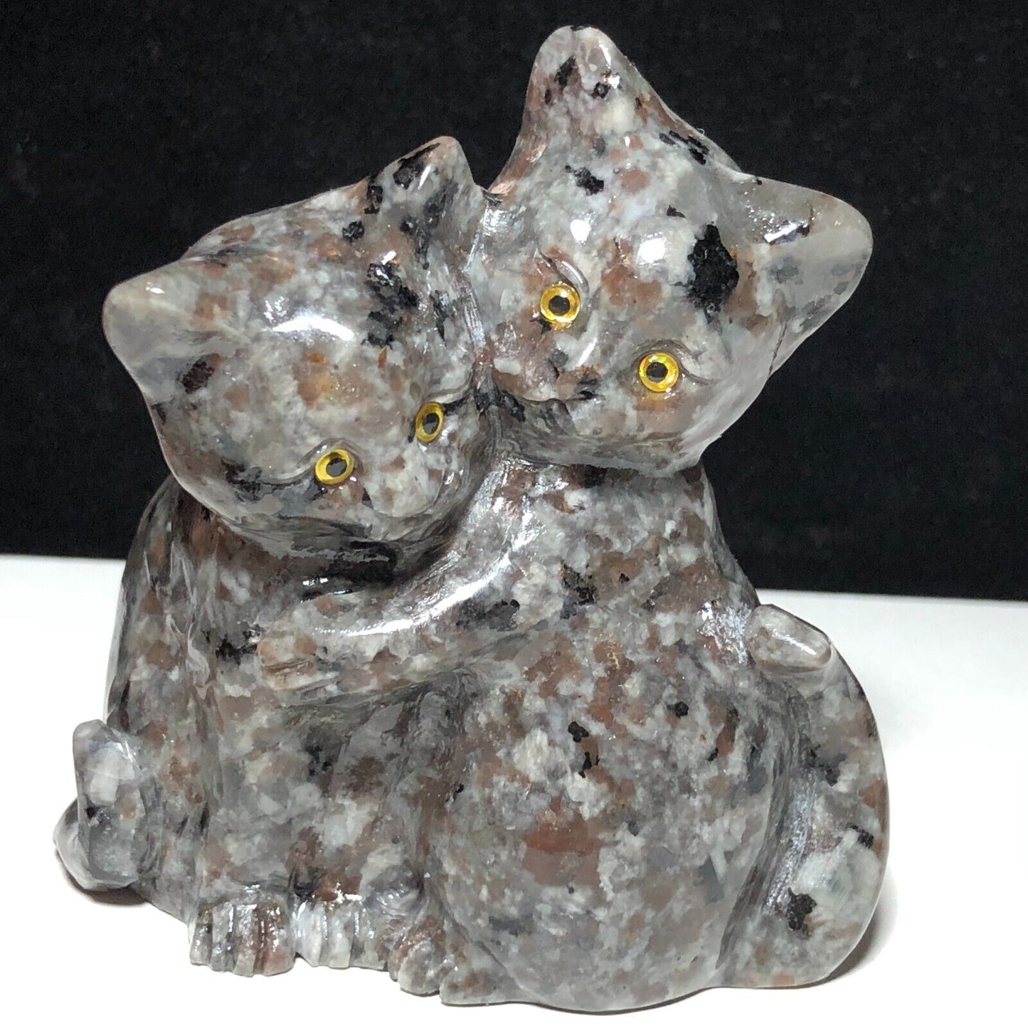 Stunning Yooperlite Cat, 78mm Tall, 217g (Gray, Black, brown)