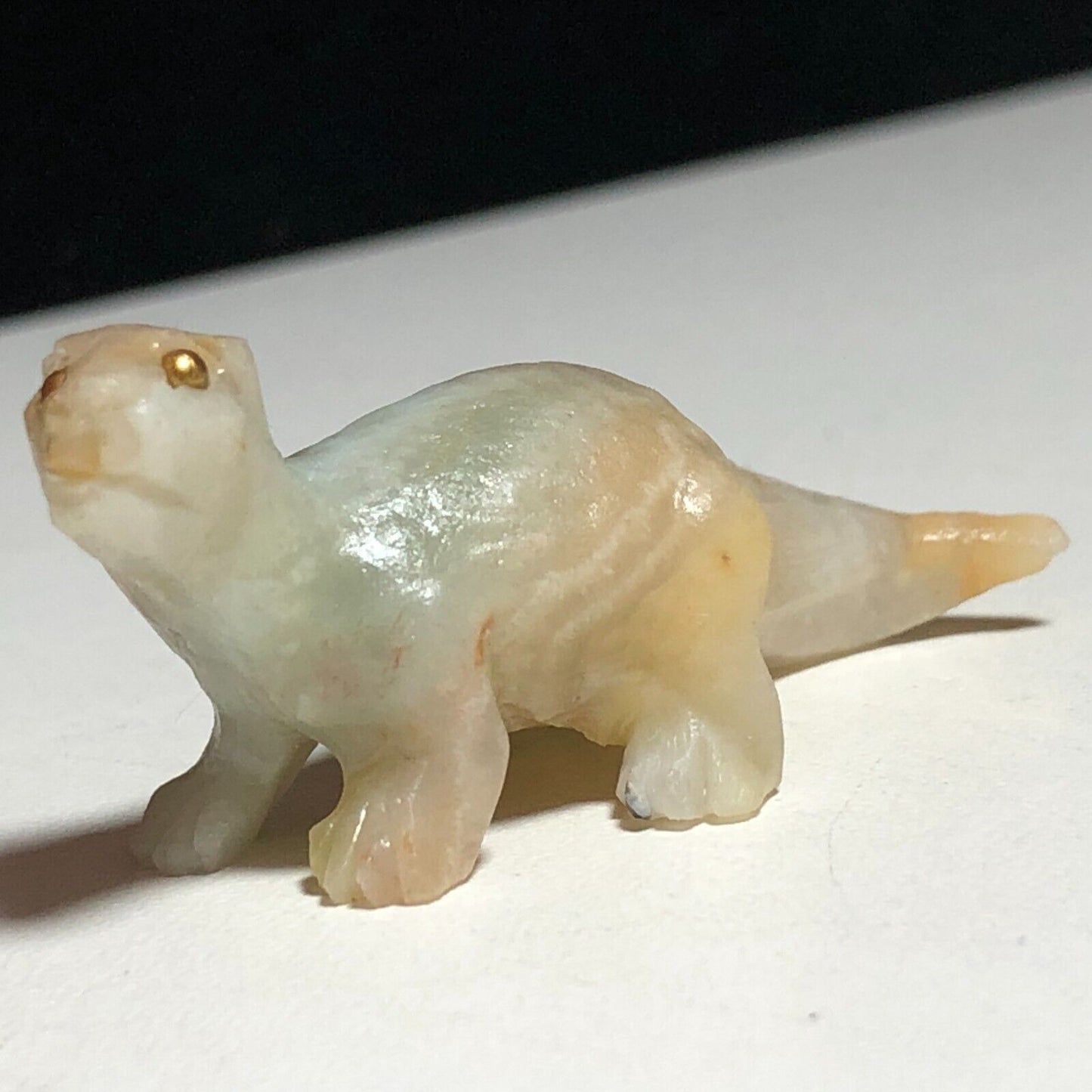Common Amazonite River Otter, 25mm Tall, 13g (Cream, White, Gray)
