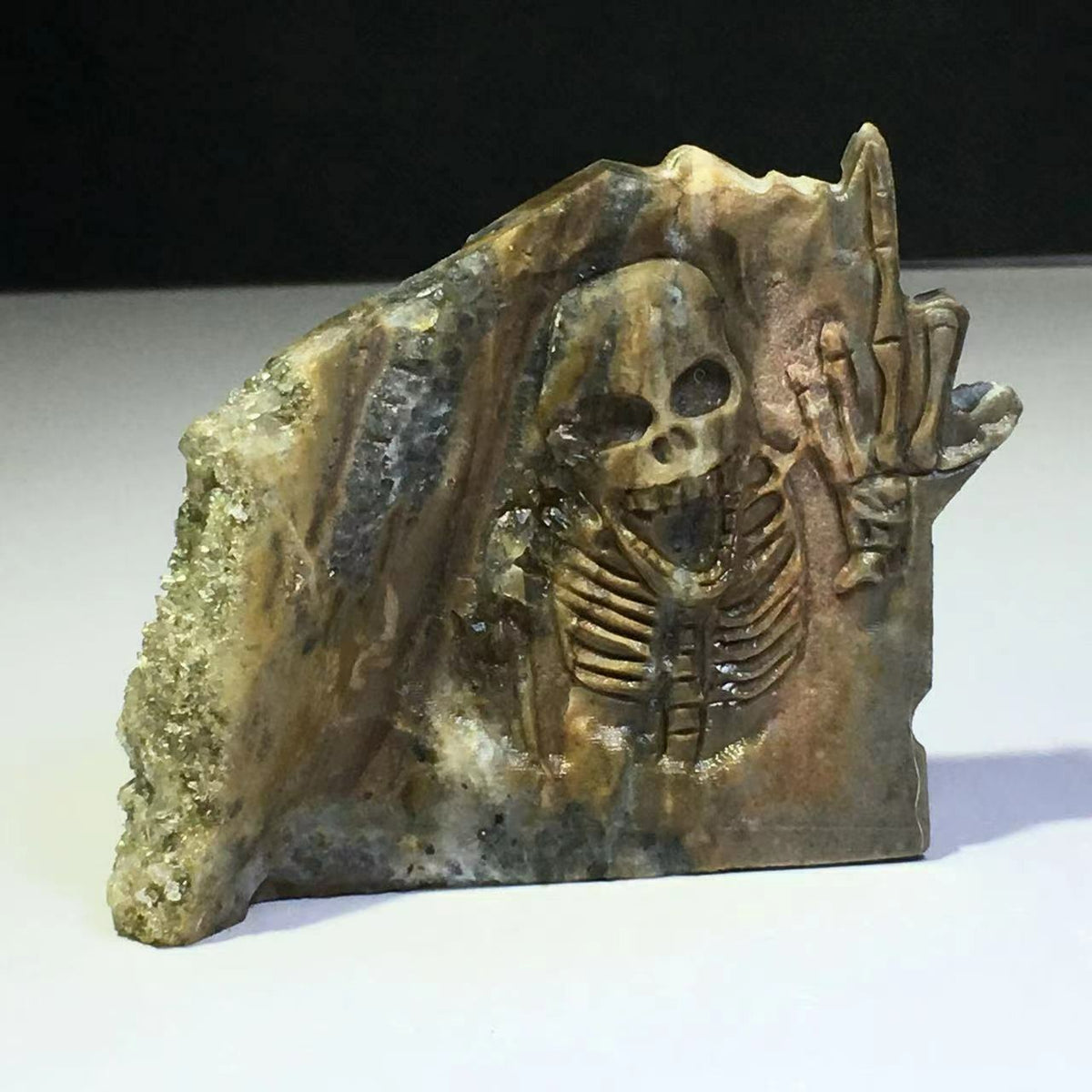 Common Stone Middle Finger Skeleton with Quartz Crystals, 15mm Tall, 119g (Brown)