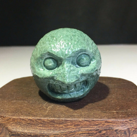 Unusual Xiuyan Jade Moon, 40mm Tall, 99g (Green)