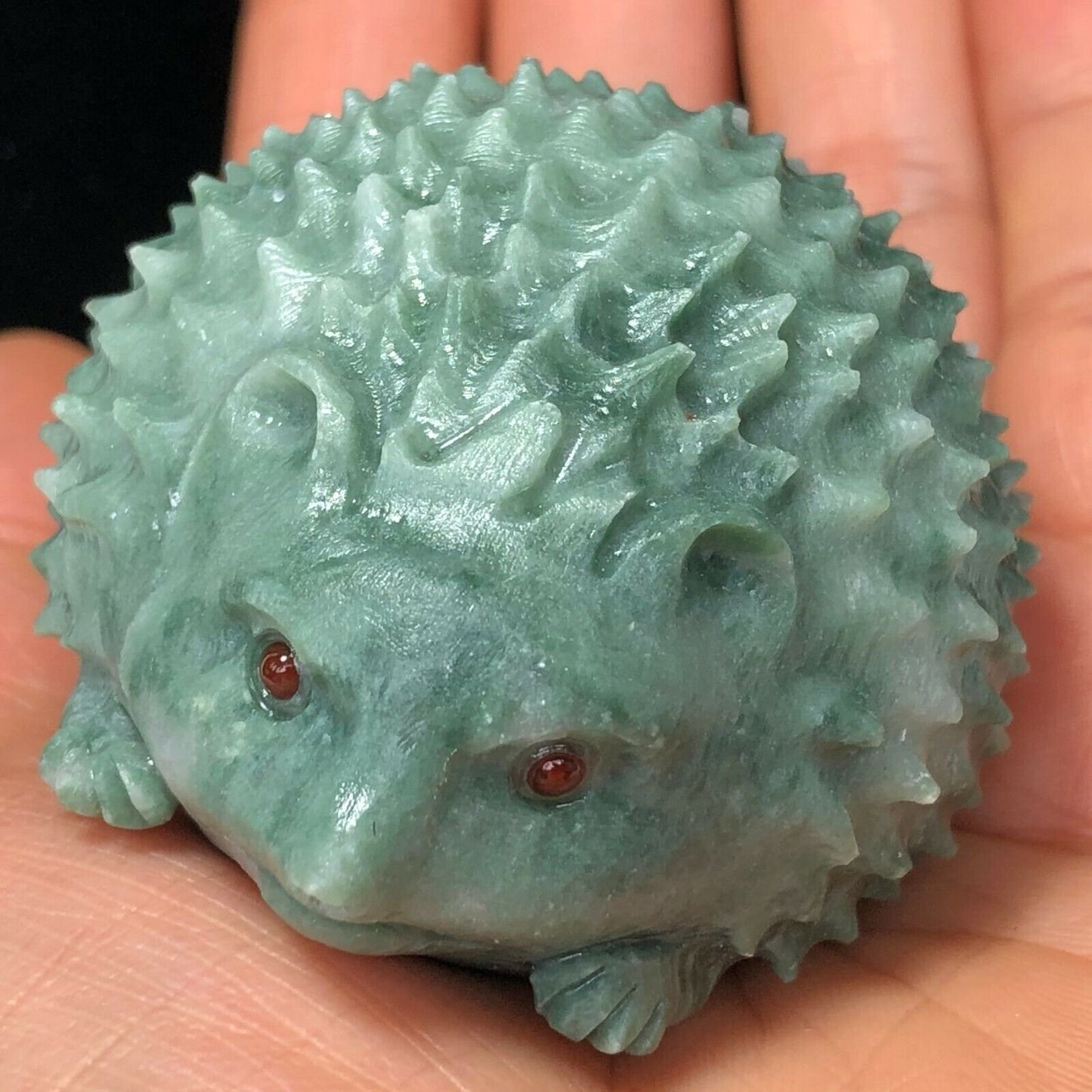 Common Sun Stone Hedgehog, 46mm Tall, 186g (Green, White)