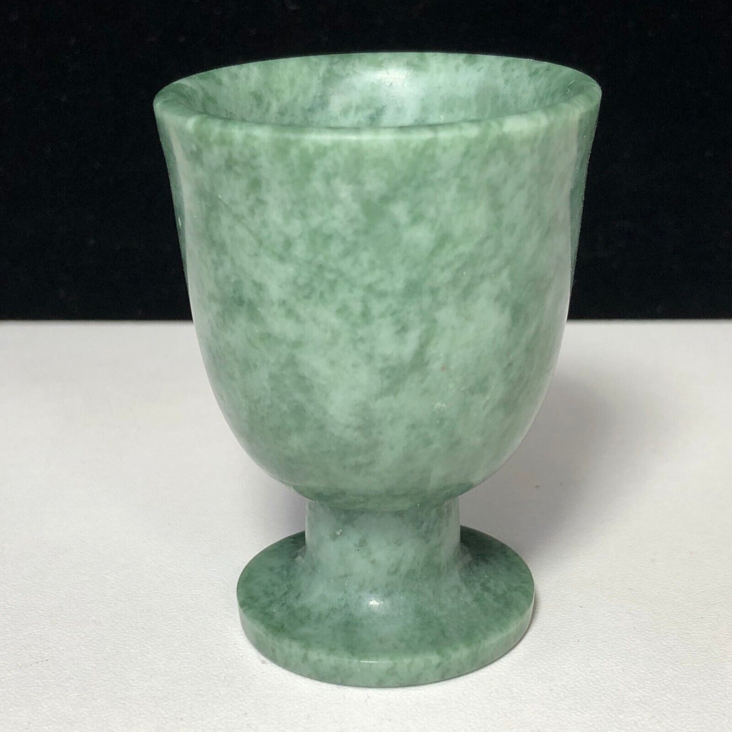 Unusual Dongling Jade Chalice, 62mm Tall, 90g (Green)