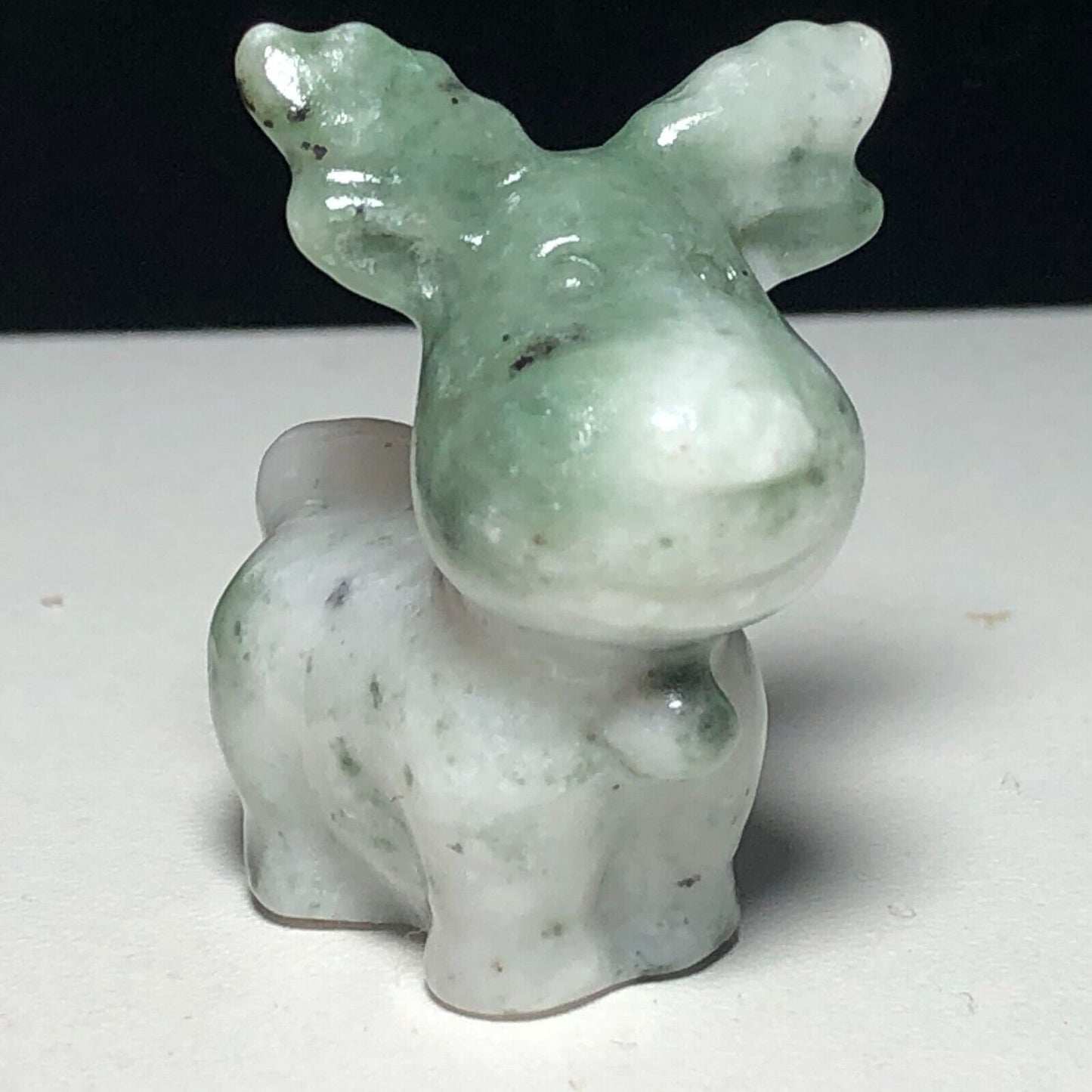 Unusual Serpentine Moose Deer, 38mm Tall, 24g (Green, White, Gray)