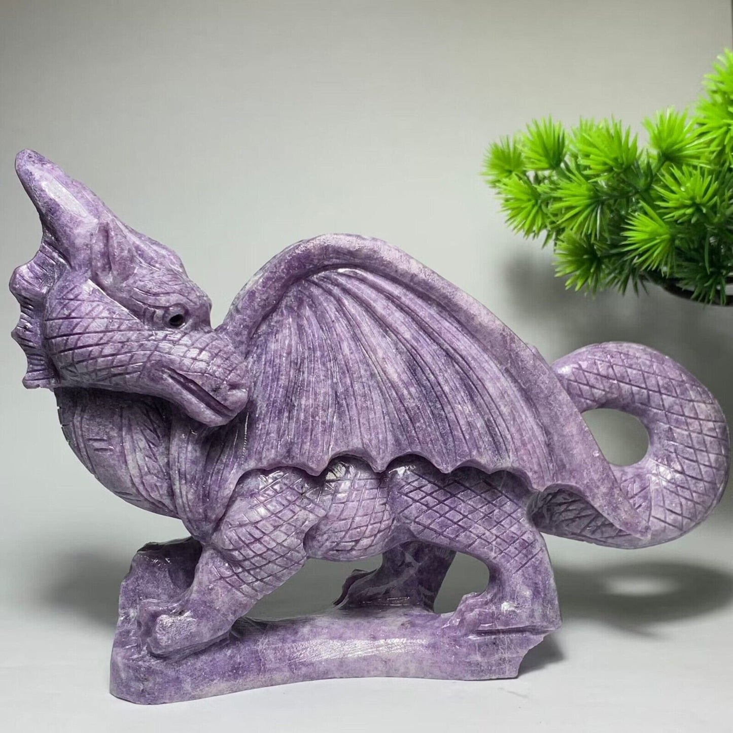 Precious Lepidolite Dragon with Inclusion Crystals, 127mm Tall, 707g (Purple, Pink)