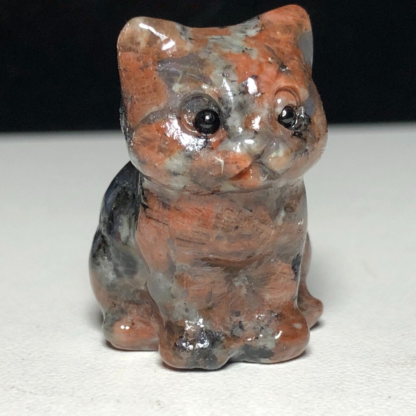 Unusual Red Seseme Jasper Front Cat, 30mm Tall, 24g (Red, Gray, Black)