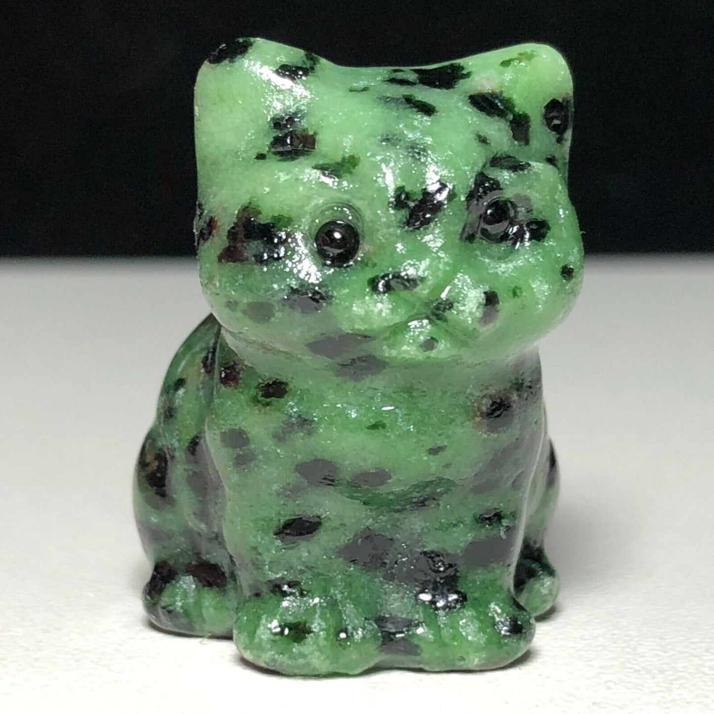 Rare Anyolite Front Cat, 30mm Tall, 24g (Green, Black, Gray)