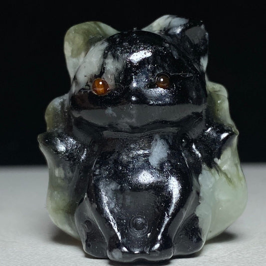 Unusual Stone Sit Kitsune, 32mm Tall, 36g (Green)