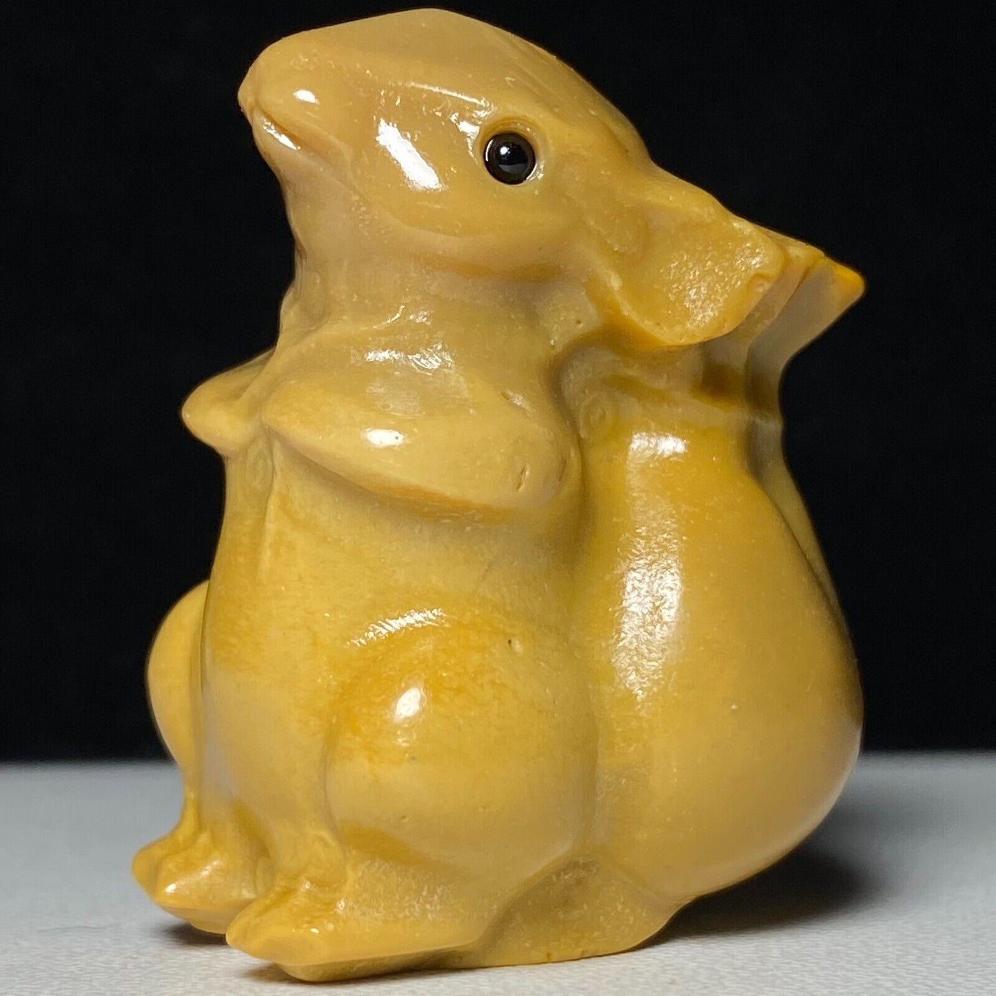 Common Yellow Jasper Mouse, 37mm Tall, 32g