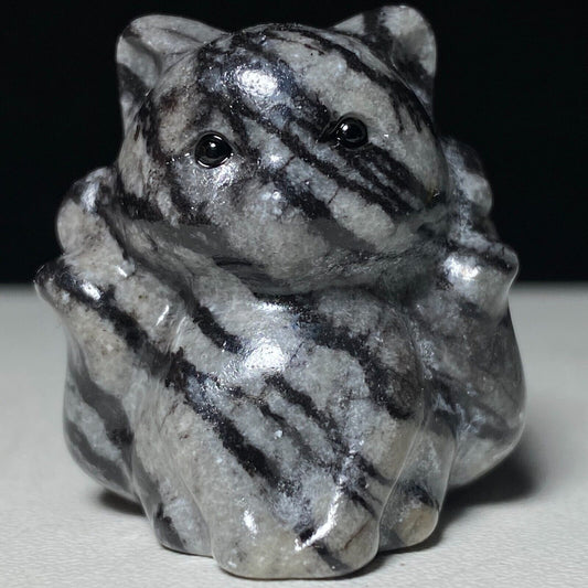 Unusual Stone Sit Kitsune, 32mm Tall, 37g