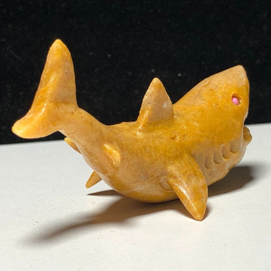 Common Yellow Jasper Shark, 23mm Tall, 24g (Yellow, Orange, Pink)