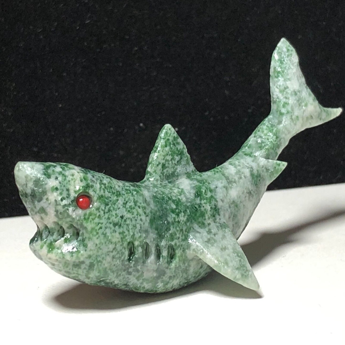 Unusual Mariposite Shark, 23mm Tall, 24g