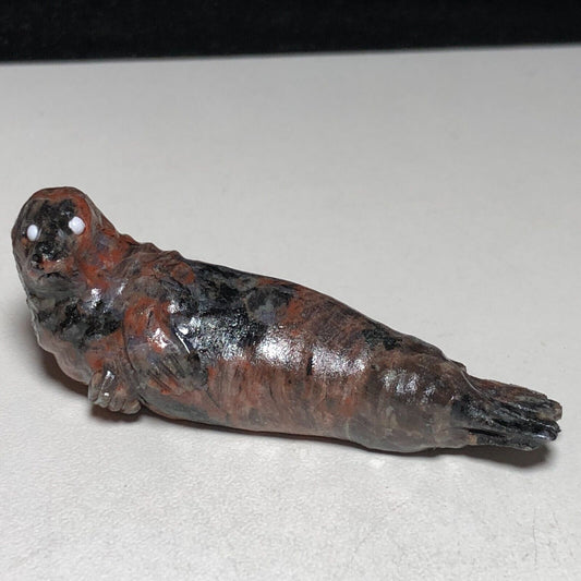 Common Granite Seal, 15mm Tall, 19g (Brown, Red, Black)