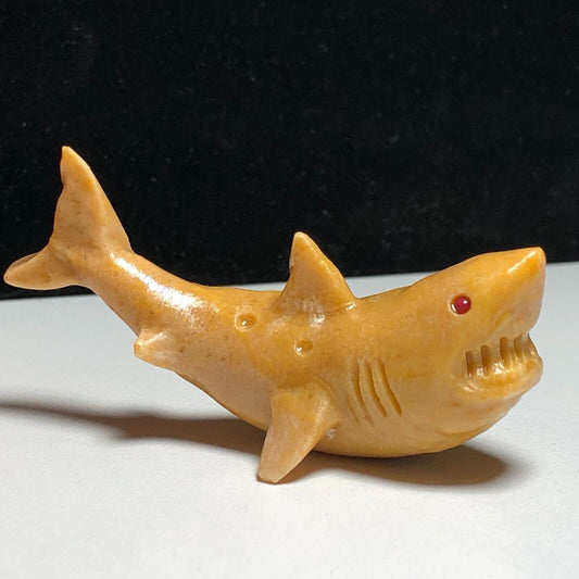 Common Yellow Jasper Shark, 27mm Tall, 24g (Yellow, Orange, Red)