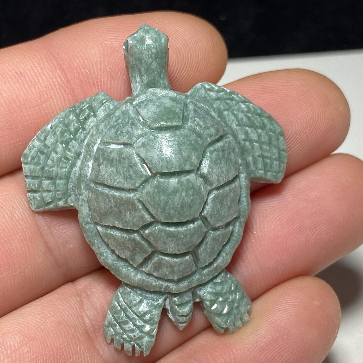 Unusual Mariposite Sea Turtle, 18mm Tall, 21g