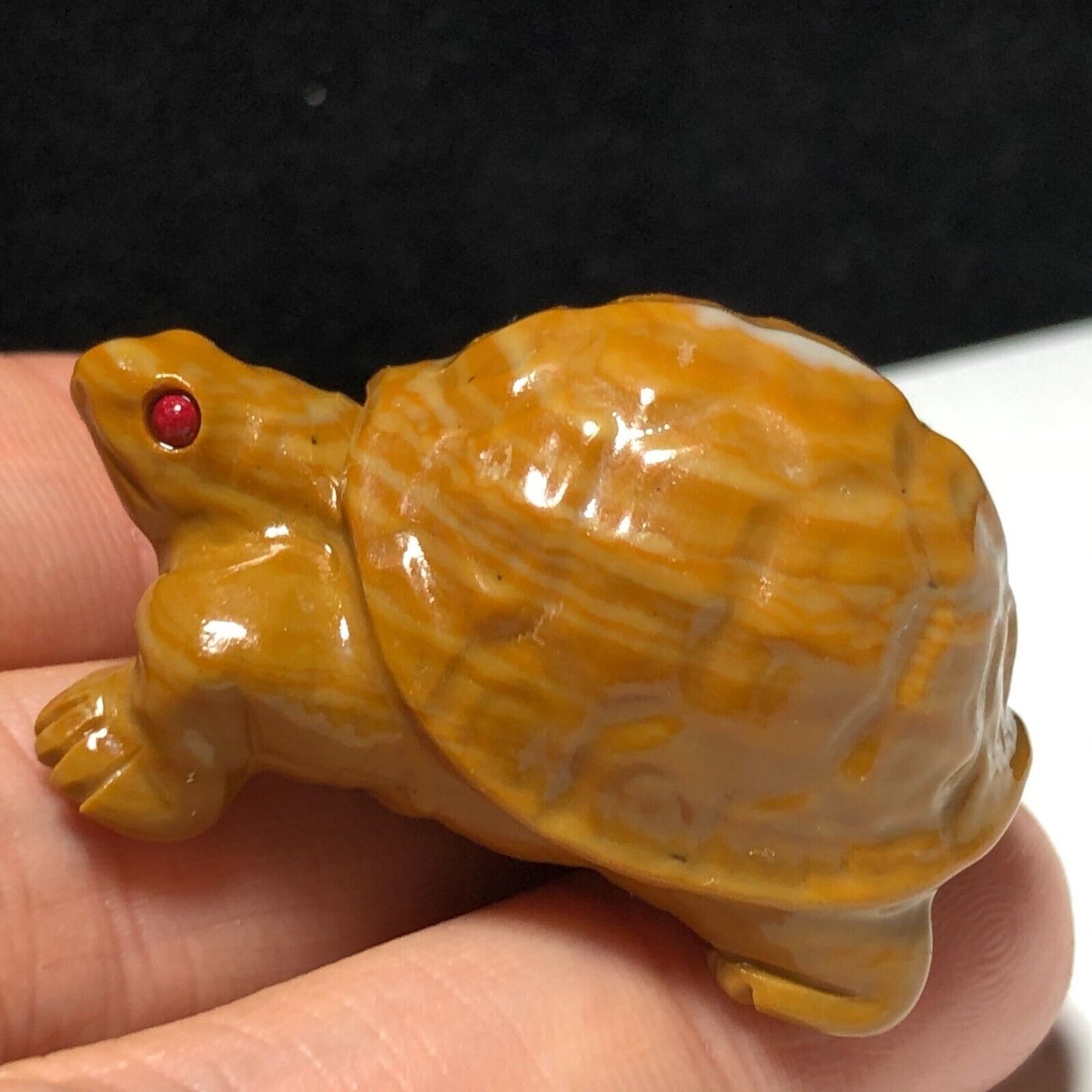 Stone Turtle, 24mm Tall, 34g (Orange, Yellow, Red)