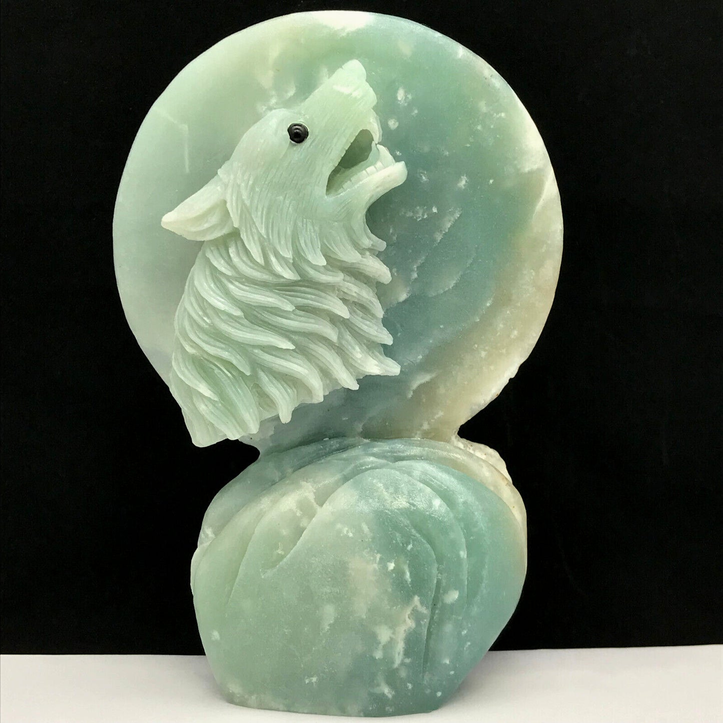 Amazonite Wolf, 140mm Tall, 513g (Green, Cream, White)