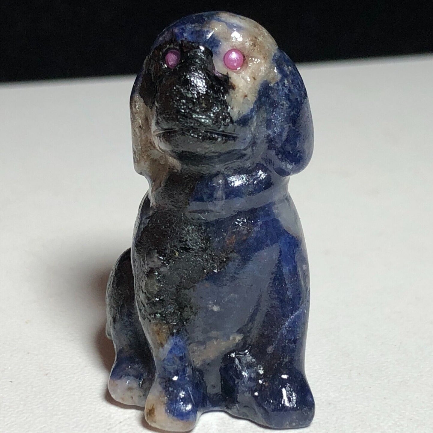 Unusual Stone Hound Dog, 39mm Tall, 24g (Blue, Black, White)