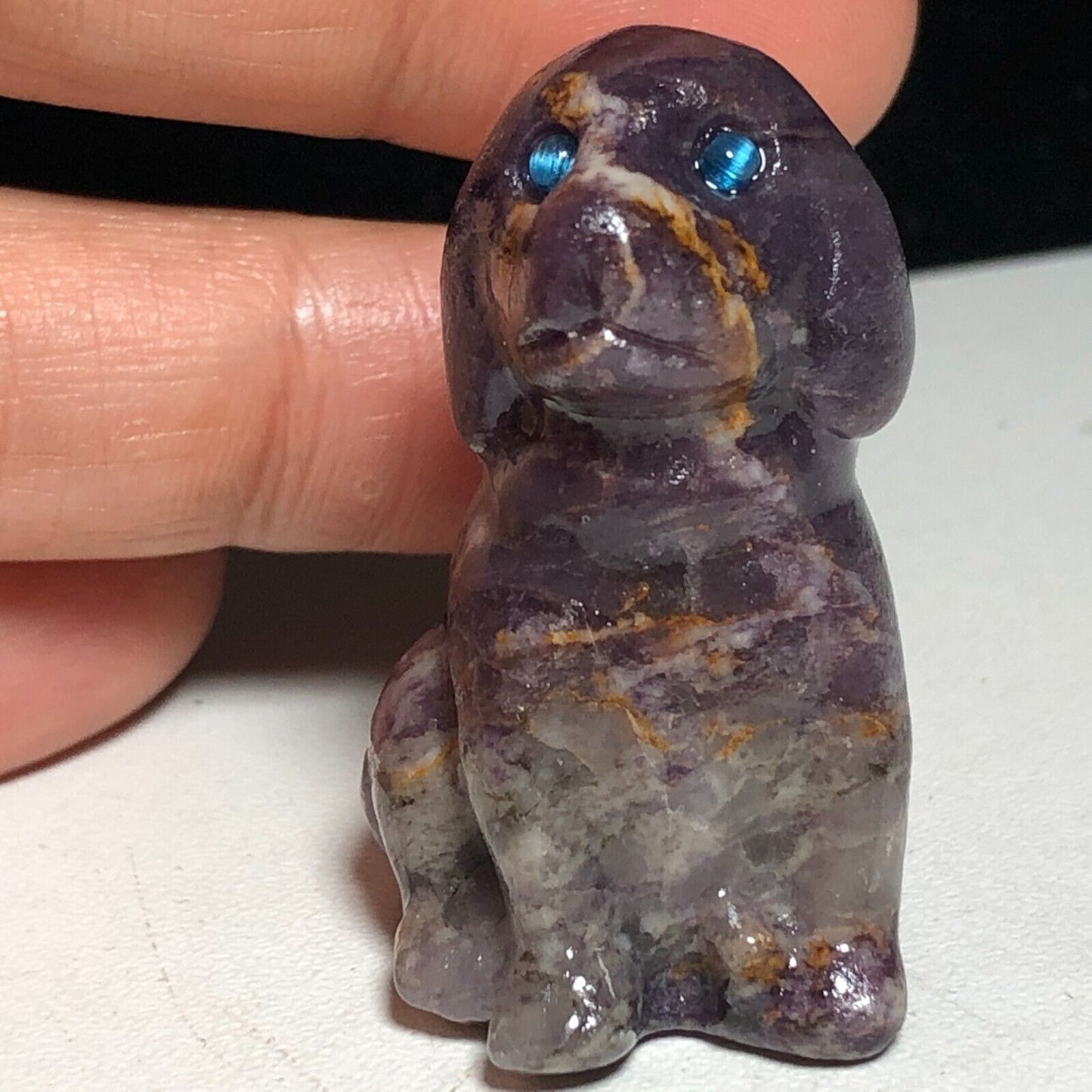Unusual Stone Hound Dog, 39mm Tall, 26g (Purple, Gray, Cream)