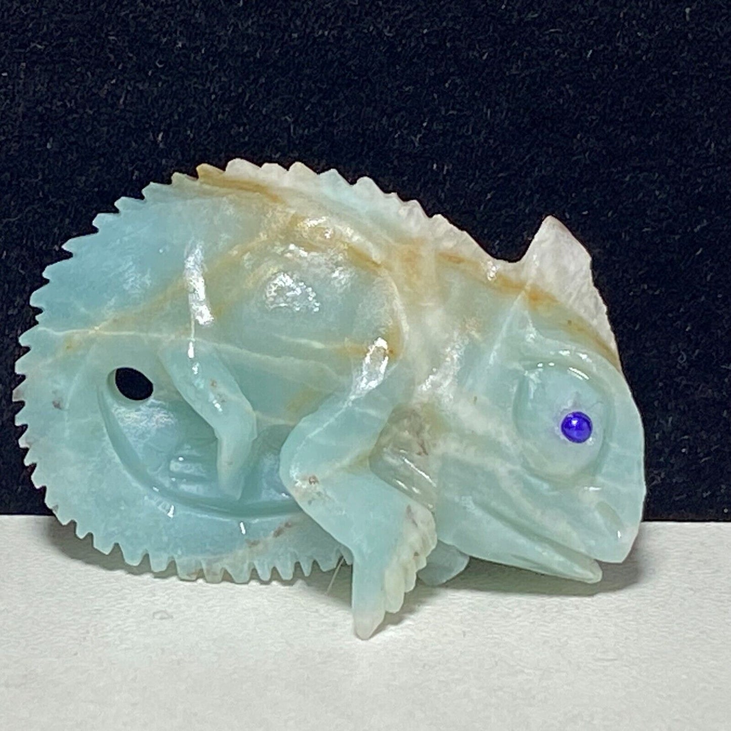 Stunning Amazonite Chameleon, 24mm Tall, 11g (Blue, Cream, White)