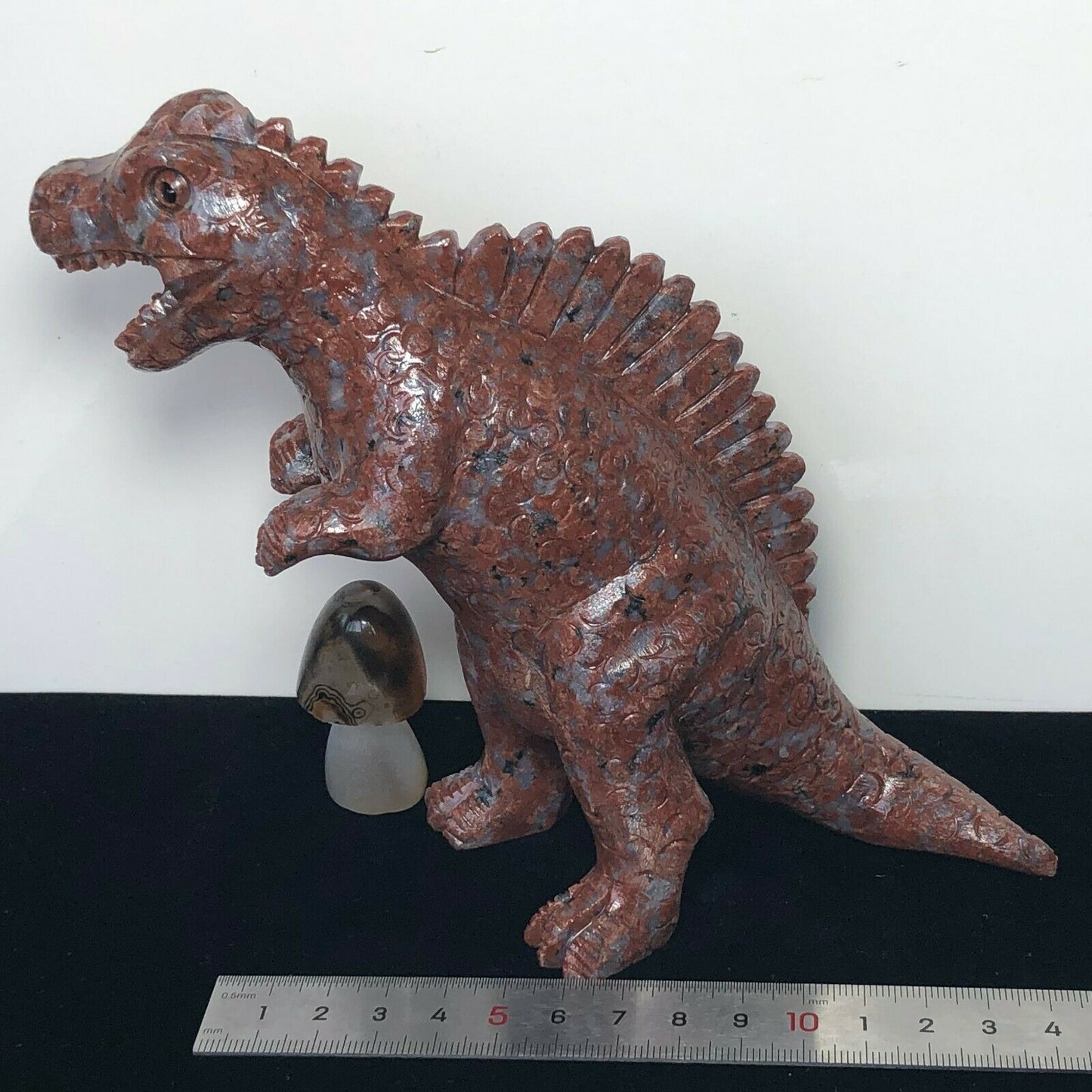 Rare Aventurine Spinosaurus, 150mm Tall, 636g (Red, White, Black)